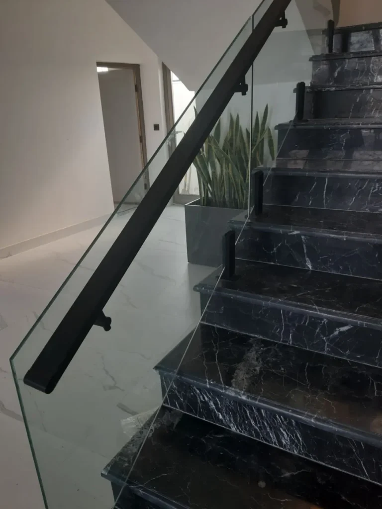 نکات کلیدی در اجرای نرده فیکس پوینت