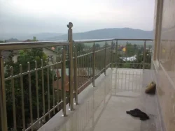 نرده استیل عمودی